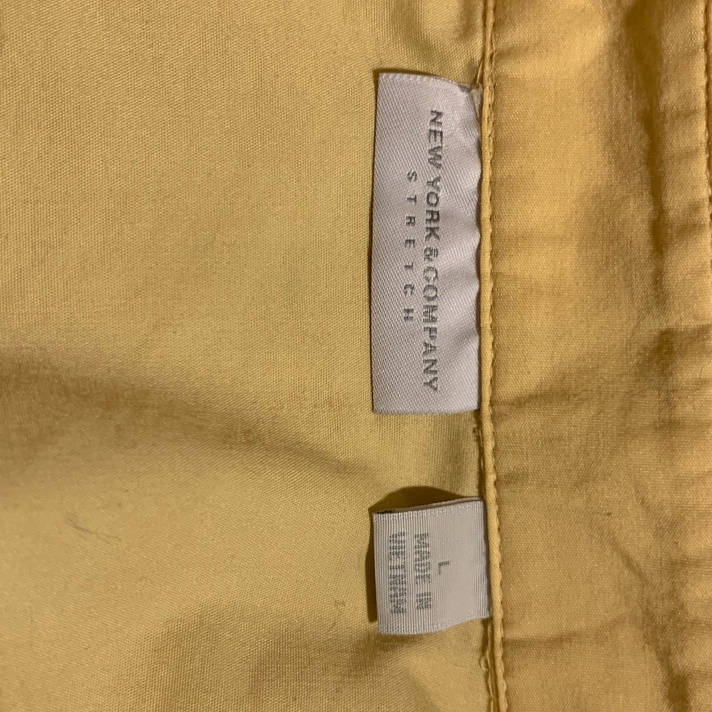 New York & Company Blouse 👚 Size L - Picture 4 of 8